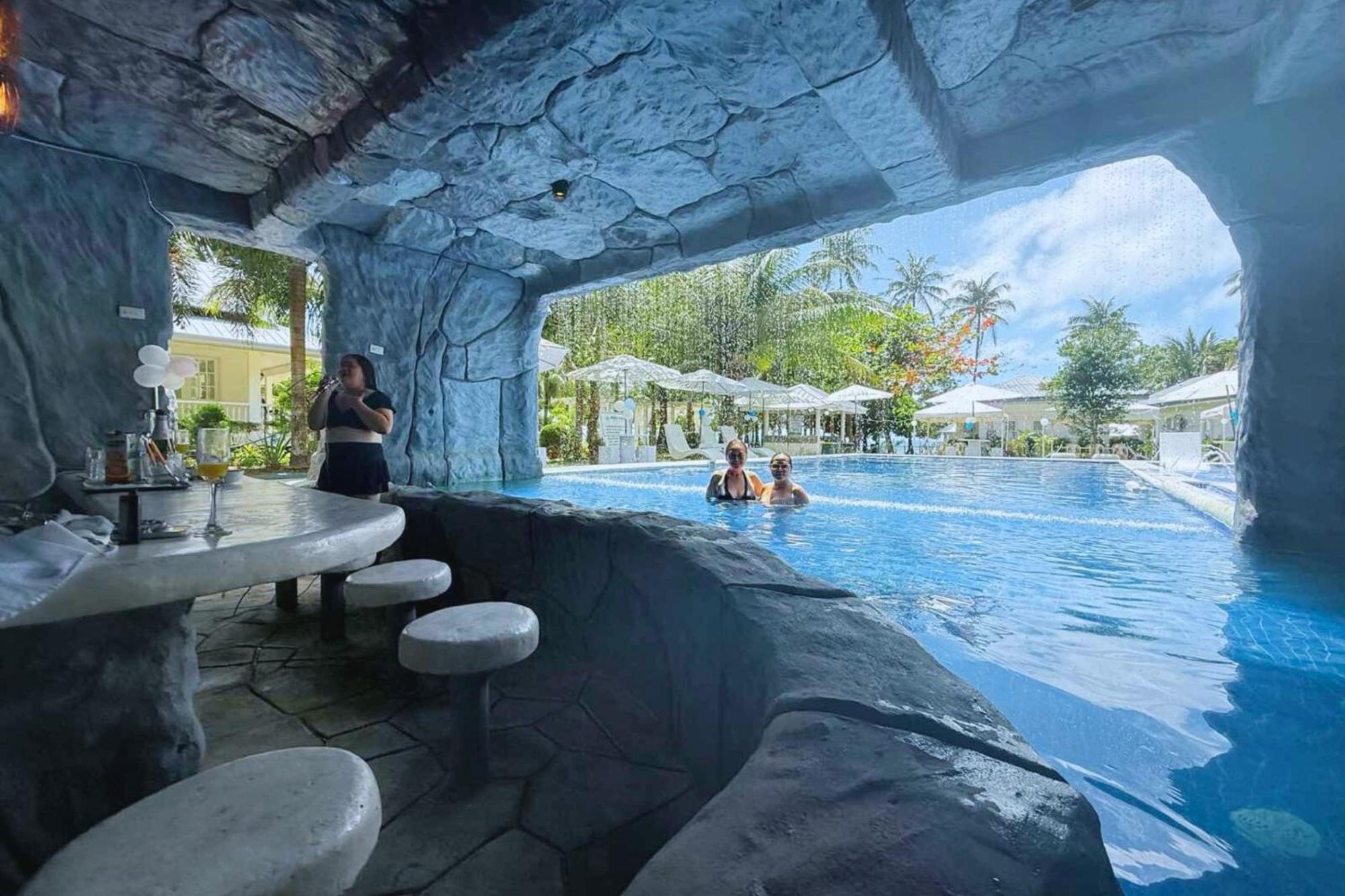 Kehalani Beach Resort By Cocotel Quezon  Екстер'єр фото